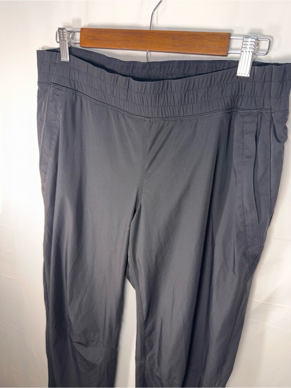 Lululemon Women Heavy Double Lined Black All Weather Performance Pants Size 10 - Picture 2 of 16